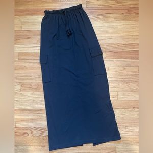 2 FOR $30 90s Black Joule Cargo Midi Skirt With Pockets & Drawstring Waist